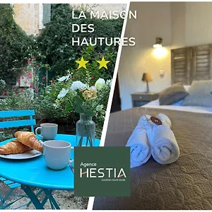  Holiday home La Maison Des Hautures